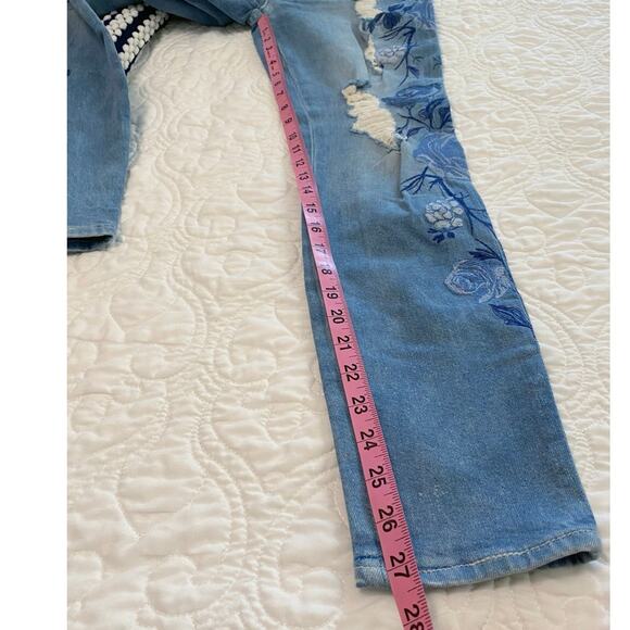 NWOT 7 For all Mankind light wash Skinny Ankle Embroidered jeans size 26 - Picture 5 of 7